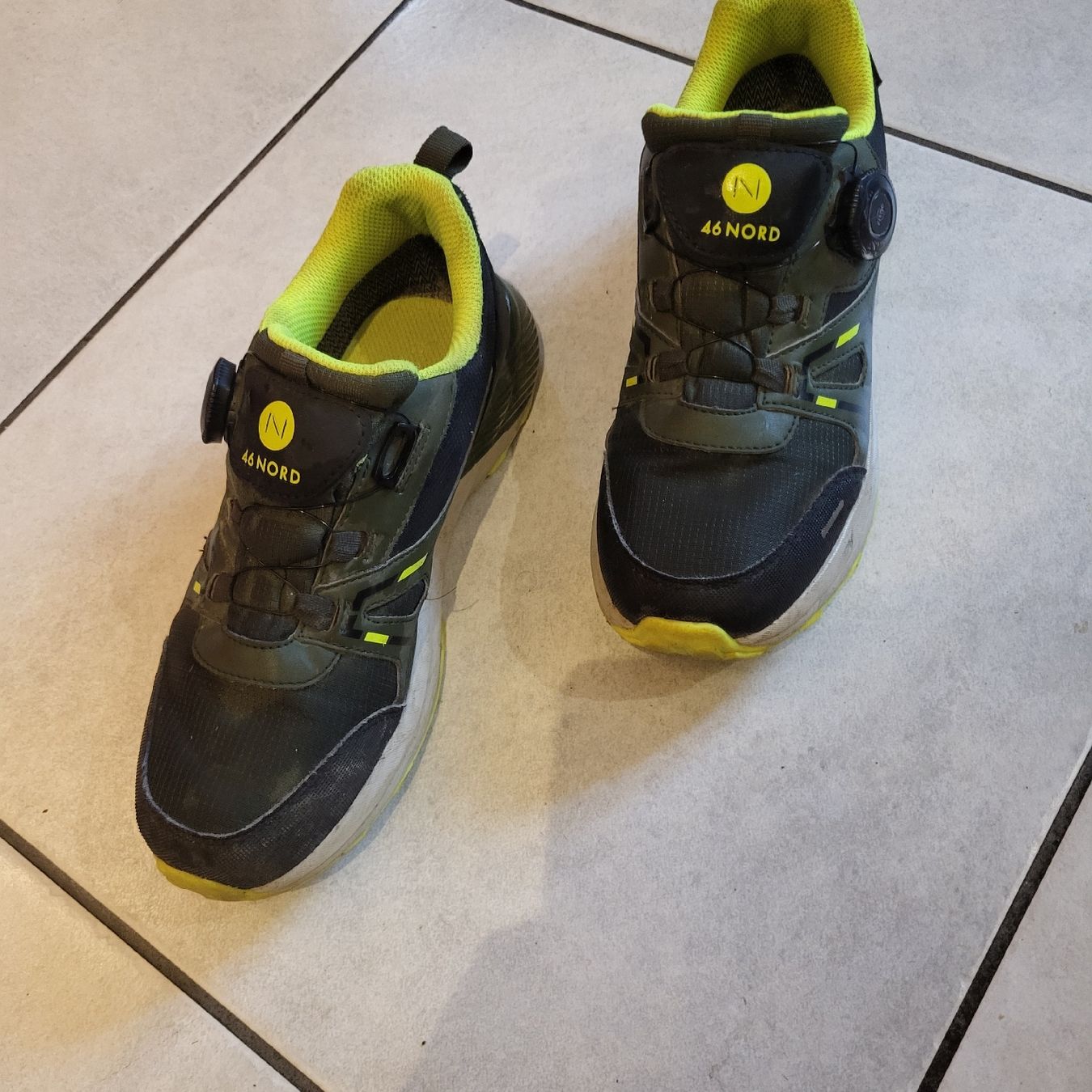 Scarpe da uomo: Nord Trekkingschuh Gr.37 – Usato da tscherlach venduto da rudolf1979 1