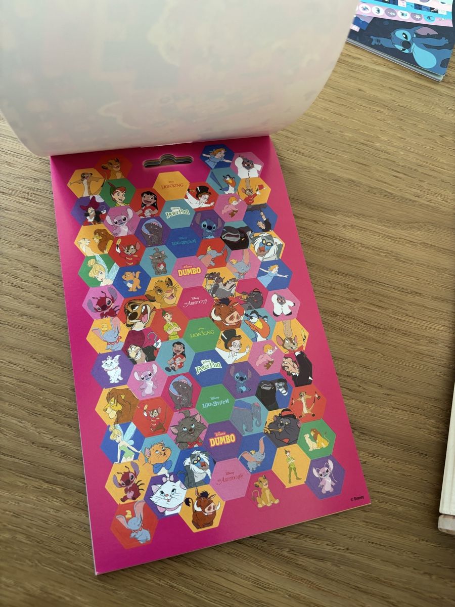 Sticker: Disney Sticker Book 500 Stickers – Nuovo e nell'imballaggio originale da Rüti ZH venduto da lau_5yjf 7