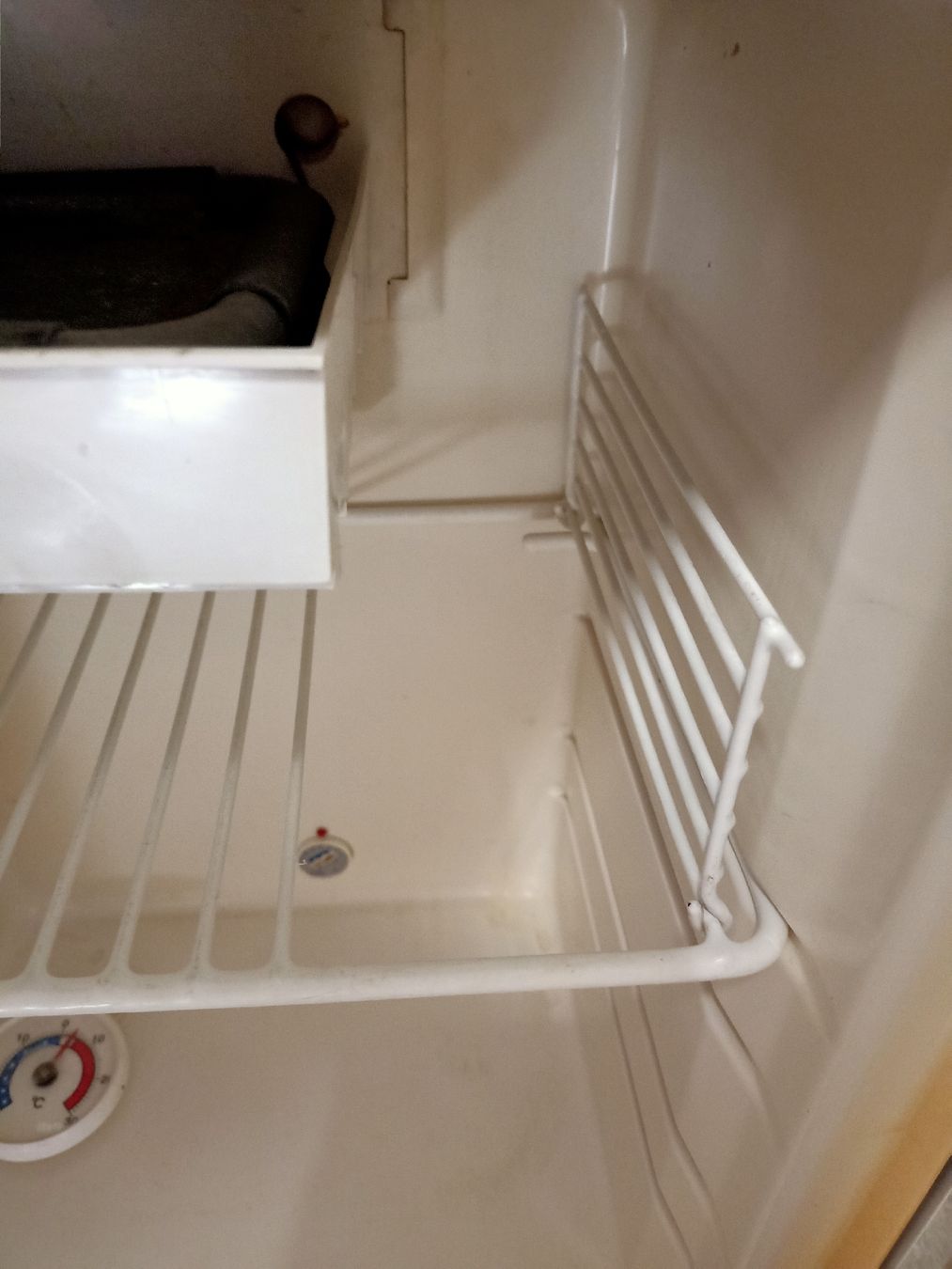 Frigoriferi: Electrolux Absorber Camping Kühlschrank, RA.10B, 220Volt – Usato da Flamatt venduto da Marpou 2