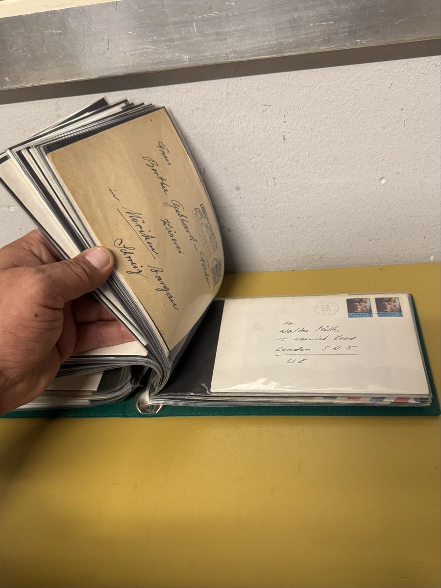 Tutti i francobolli: Briefmarken Album mit Briefen  – Usato da Schlieren venduto da Freundlich02 3