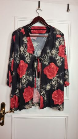 Vintage Elegante Bluse mit Rosenmuster Gr. XL/XXL 🌹