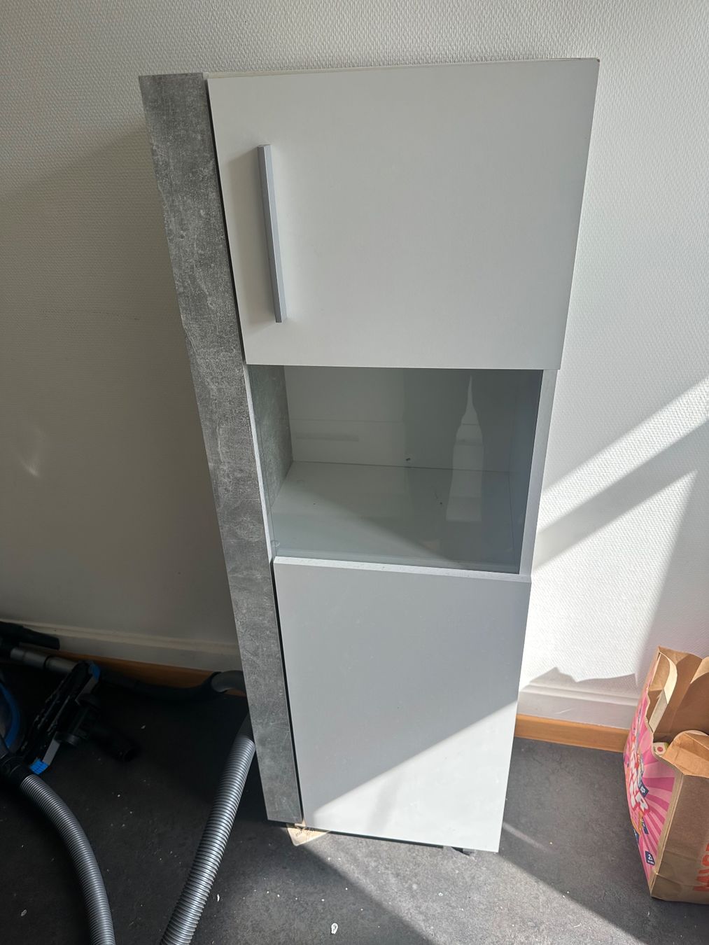 Vetrine: Vitrinenschrank weiss – Usato da St. Gallen venduto da mar_c29s 1