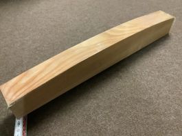 Massive Holzlatte, gewölbt, 55 cm 
