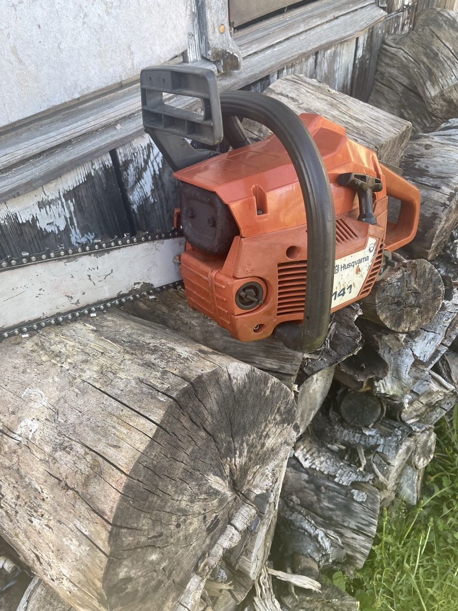 Husqvarna Seghe: Husqvarna 141 Motorsäge – Usato da Bern venduto da SVTools 2
