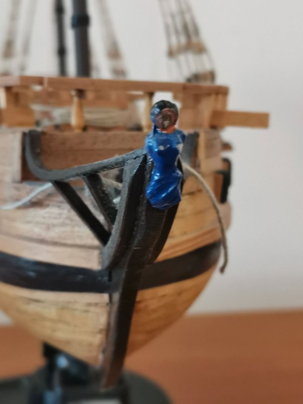 Kit di modellismo & Modellini statici: Segelschiff  Dreimast mit Ständer – Usato da Suhr venduto da Brocki-Suhr 6