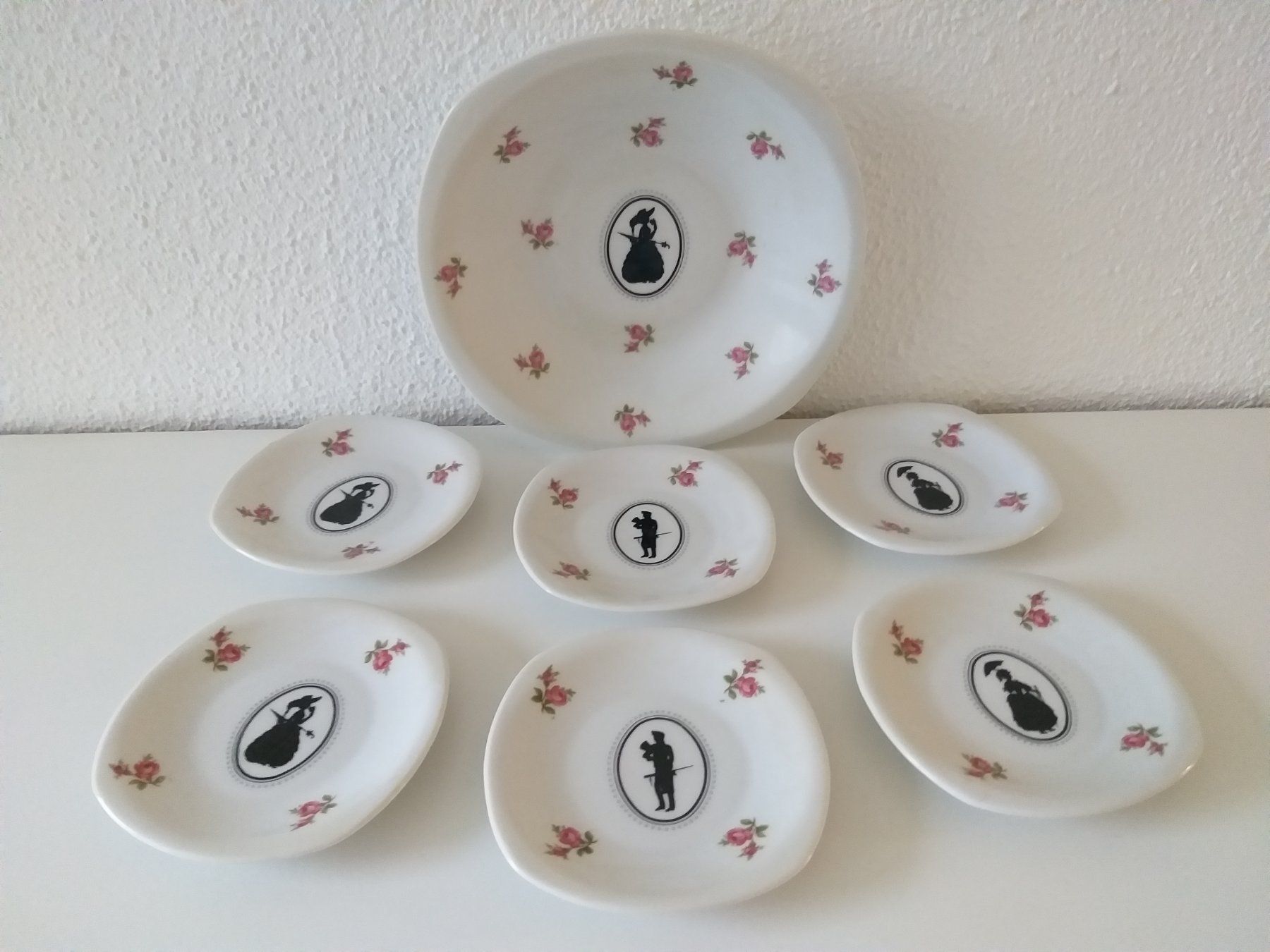 Winterling Assiettes: WINTERLING MARKTLEUTHEN BAVARIA Assiettes / Teller – D'occasion à Cossonay-Ville par Les_1001_perles