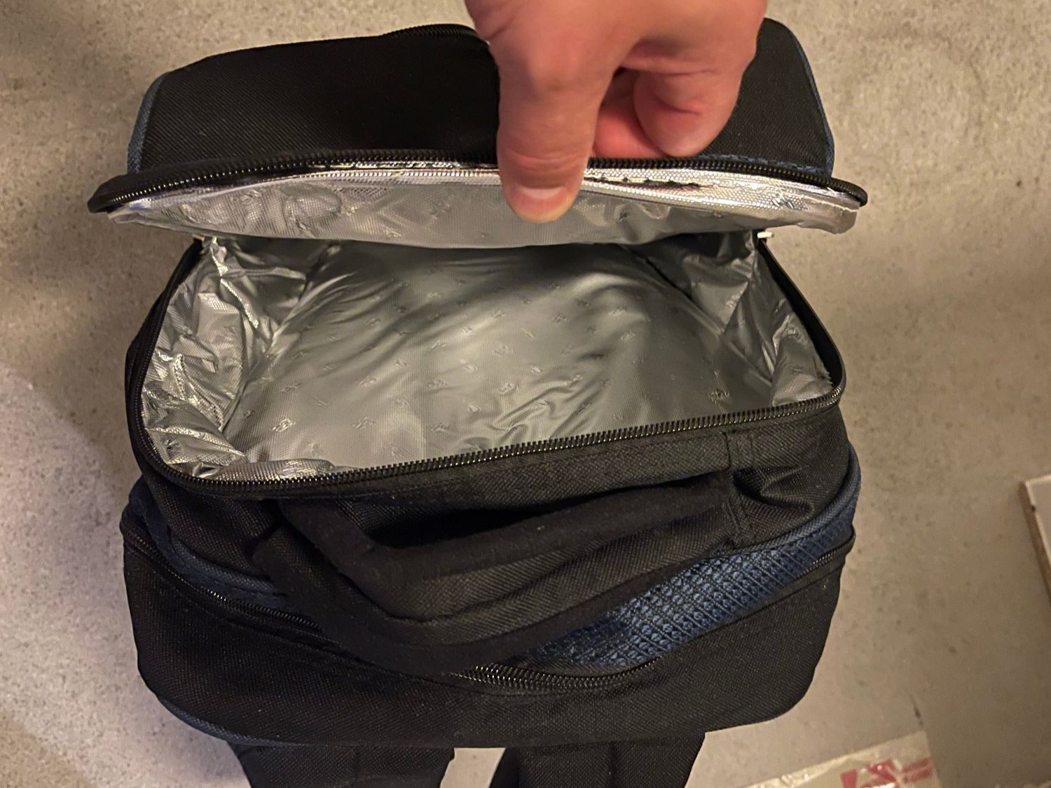 Zaini: Picnic Rucksack mit Geschirr und Kühlfächern – Usato da Zürich venduto da Pitschi17 2