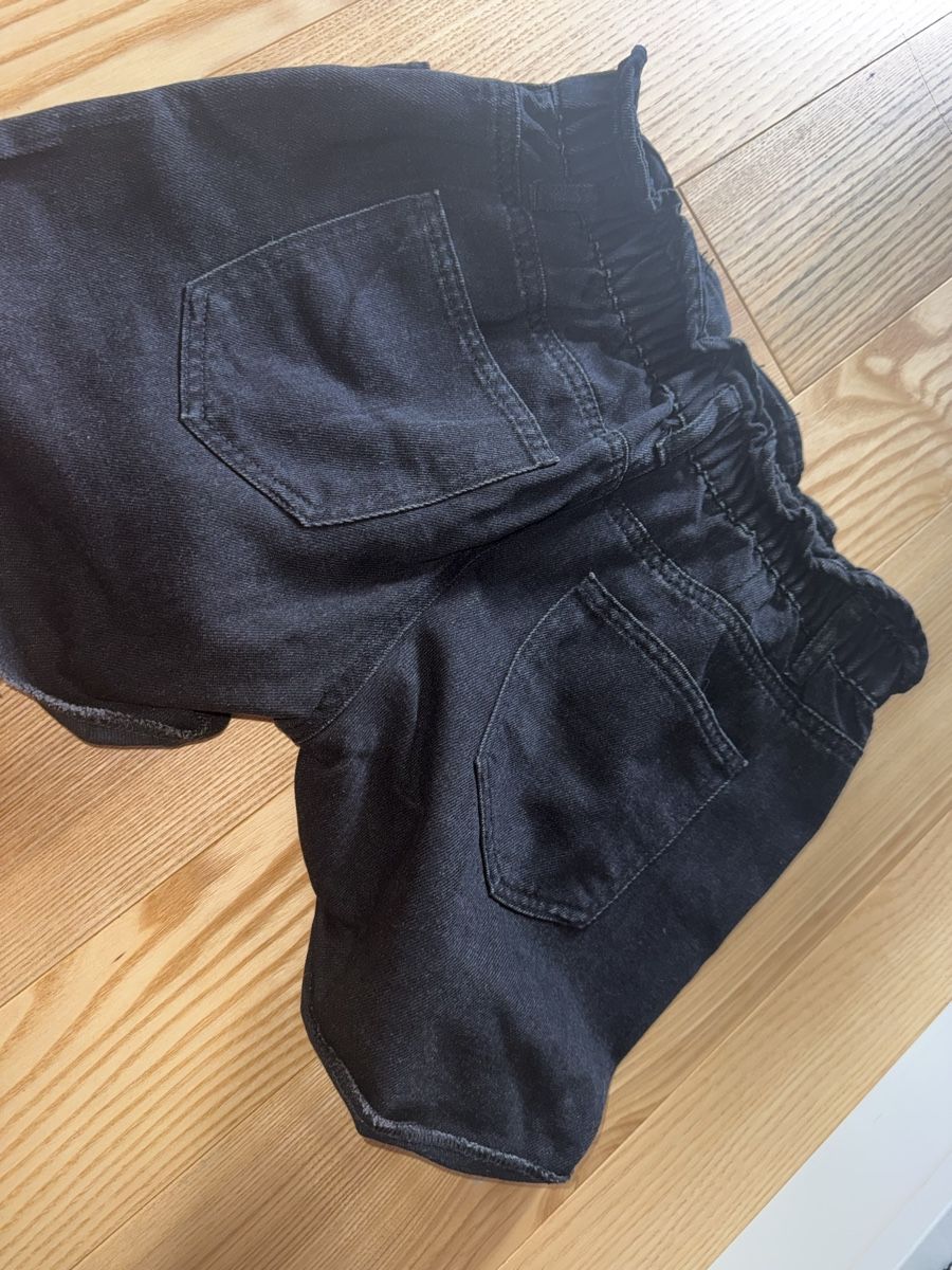 Jeans: Jeans shorts – Neu (gemäss Beschreibung) aus Itingen von jessi811 2