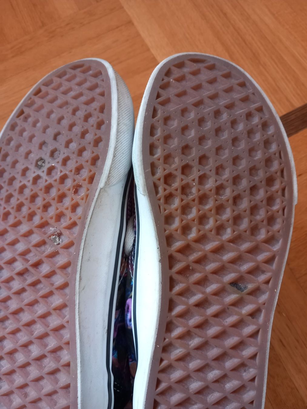 Vans Scarpe per ragazze: Baskets Vans x KPOP Demon Hunters – Usato da Fribourg venduto da sha_66w9 3