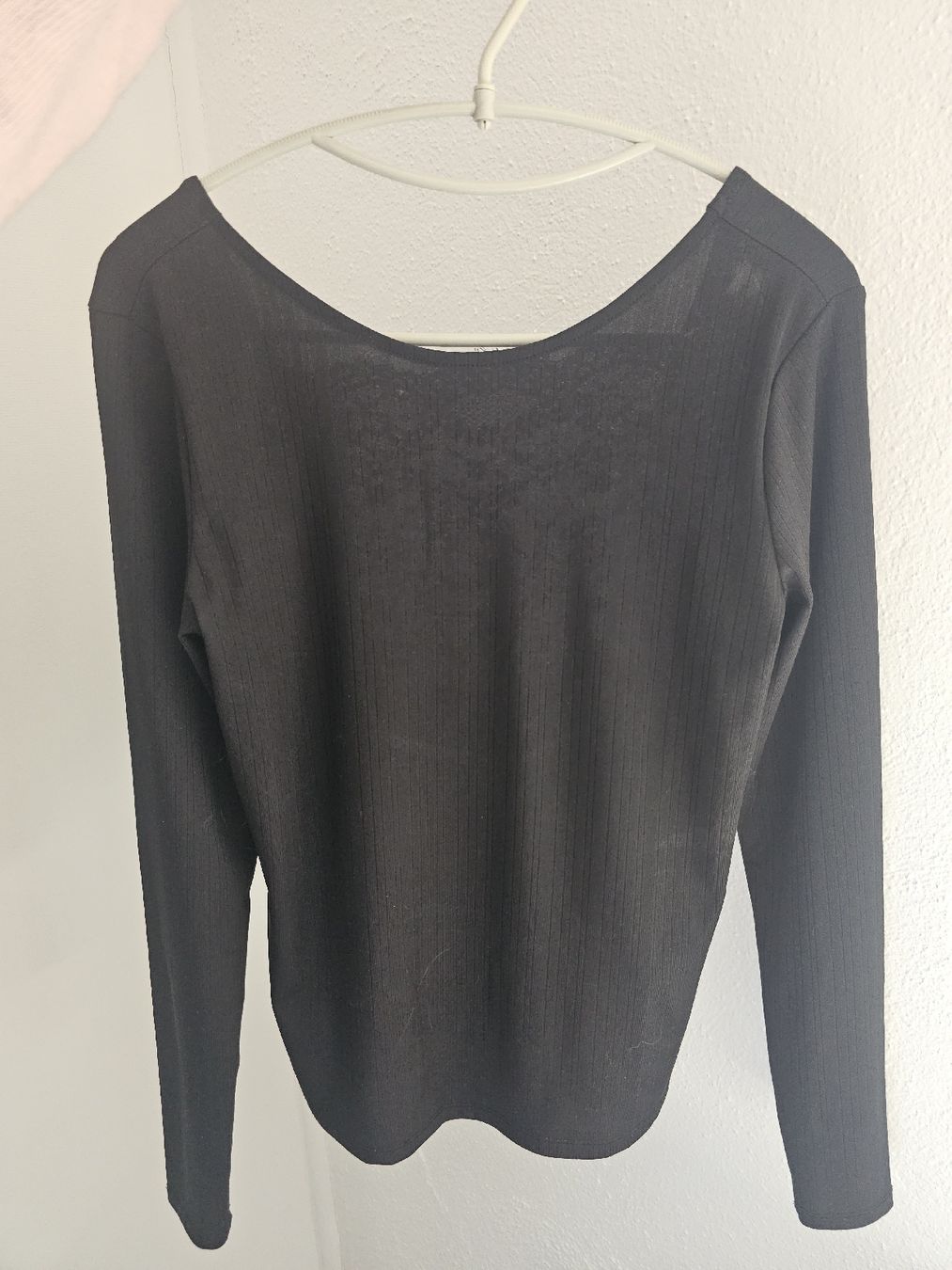 H&M Top: Pull noir manches longues, dentelle automne🍂 – Usato da Sornetan venduto da T.a333