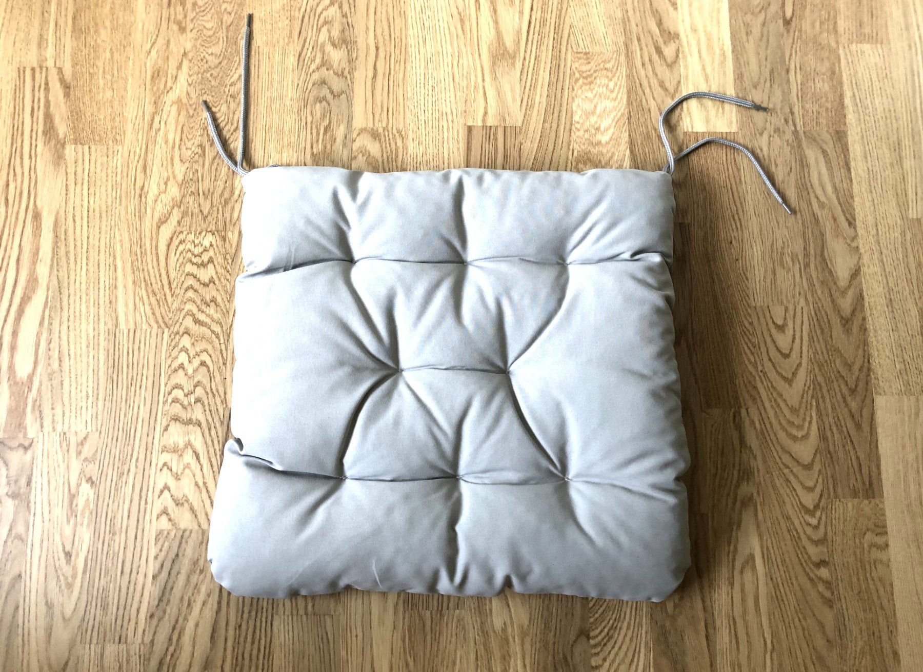 Ikea Cuscini: 4er Set Sitzkissen – Usato da Stäfa venduto da Jasna89