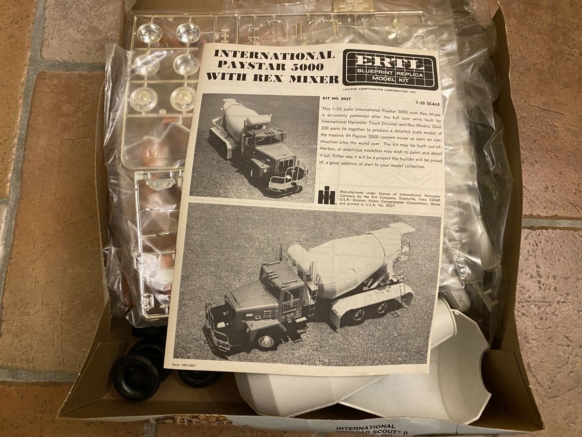 Modellbausätze & Standmodelle: Internatonal Paystar Mixer 1:25 Ertl – Neu (gemäss Beschreibung) aus Sutz von Cash900 2