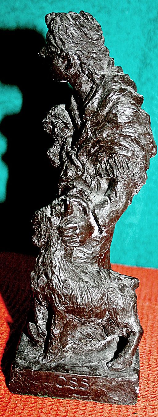 Sculture & Statue: Netje von Oss NL mit Hunde – Usato da Baar venduto da 2cvbaar 1