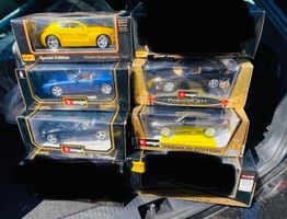 1x Sportwagen Bburago Modellauto 1:18