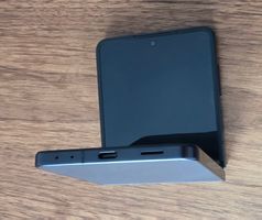Samsung Galaxy Z Flip7 256 GB – Schwarz – Neuwertig