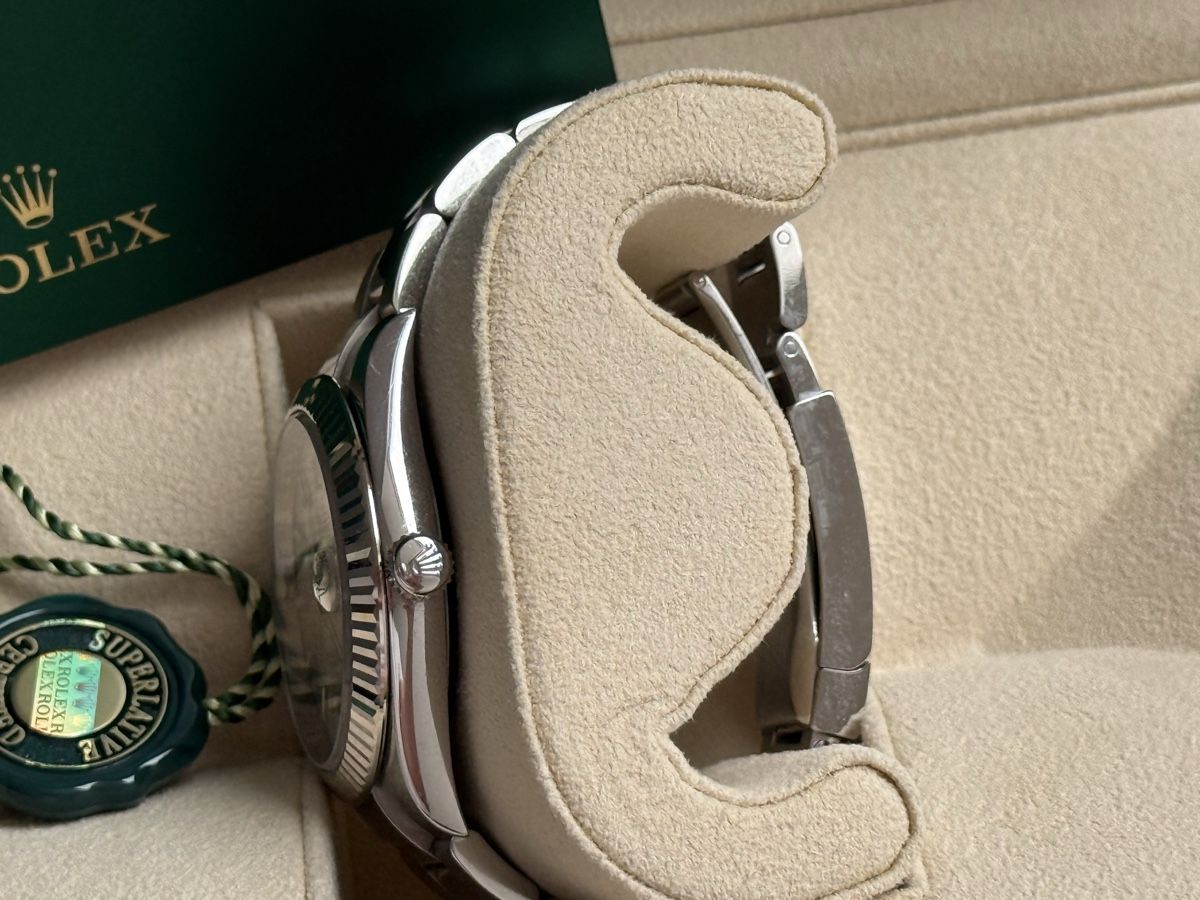 Rolex Montres: Rolex Datejust 41mm Ref 126334, silber – D'occasion à Wollerau par hpr_v_100 3