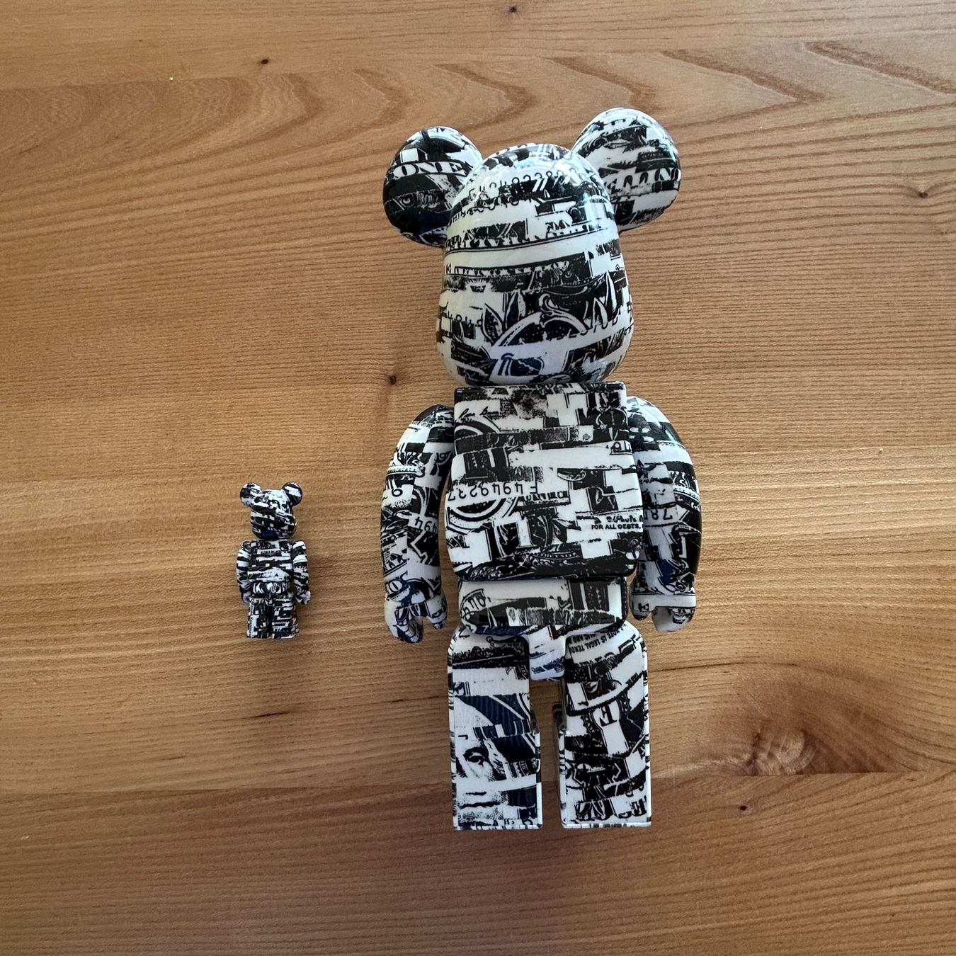 Statuette: Bearbrick Kosuke Kawamura 100% & 400% – Usato da Fehraltorf venduto da leonlohrer 1