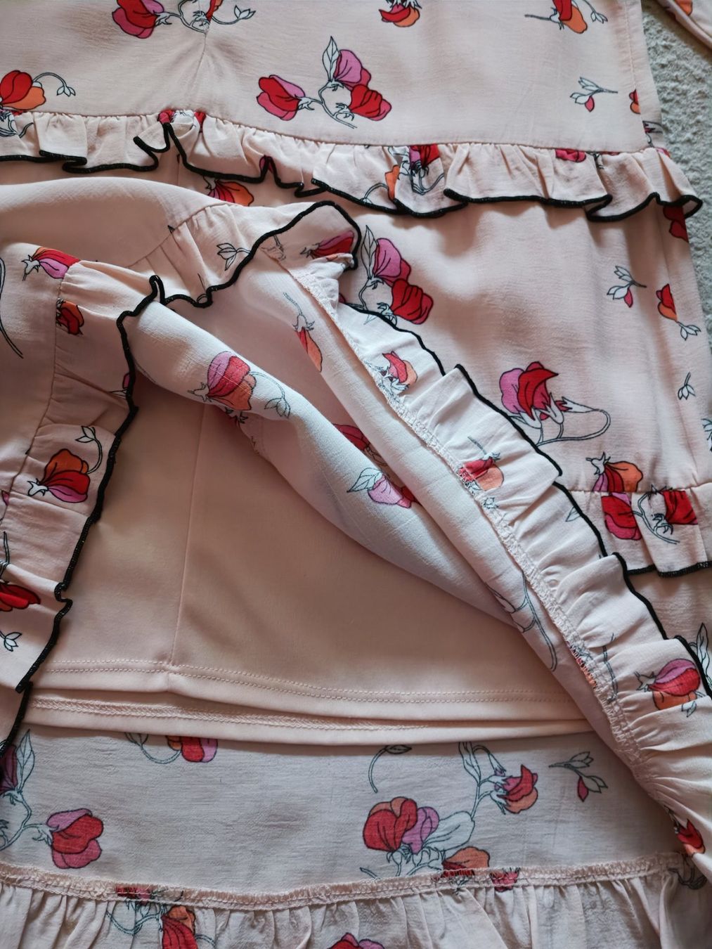 Kleider: Süßes Viskose-Blumenkleid EU 42 Neu – Neu (gemäss Beschreibung) aus Wallisellen von C_DM 8