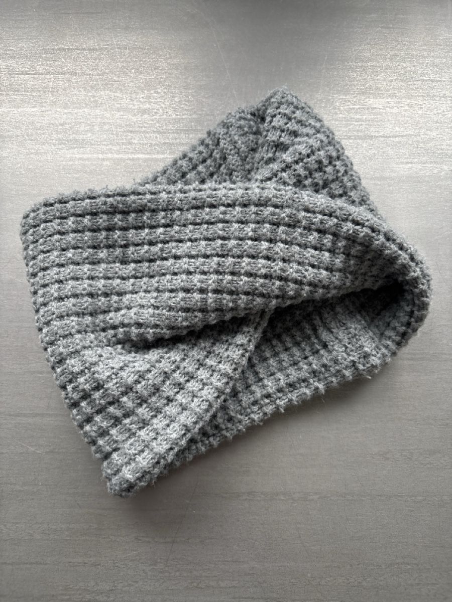 Zara Foulard & Sciarpe: Zara Strick Halsschlauch – Usato da Mörschwil venduto da Mibasel