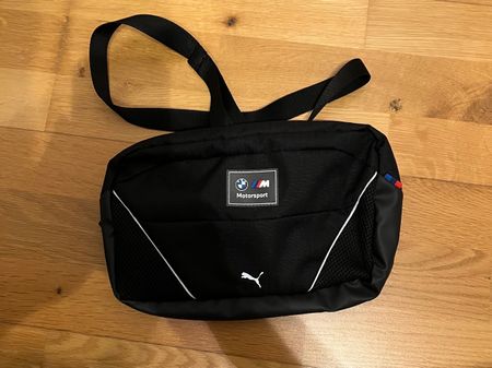 Original BMW Motorsport Puma Umhängetasche - neuwertig!