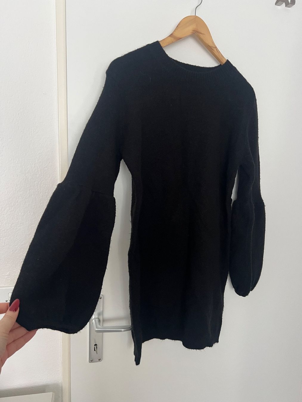 Vestiti: Schwarzes Kleid (Gr. M, elastisch) – Usato da Wattwil venduto da Sihana-Spirit