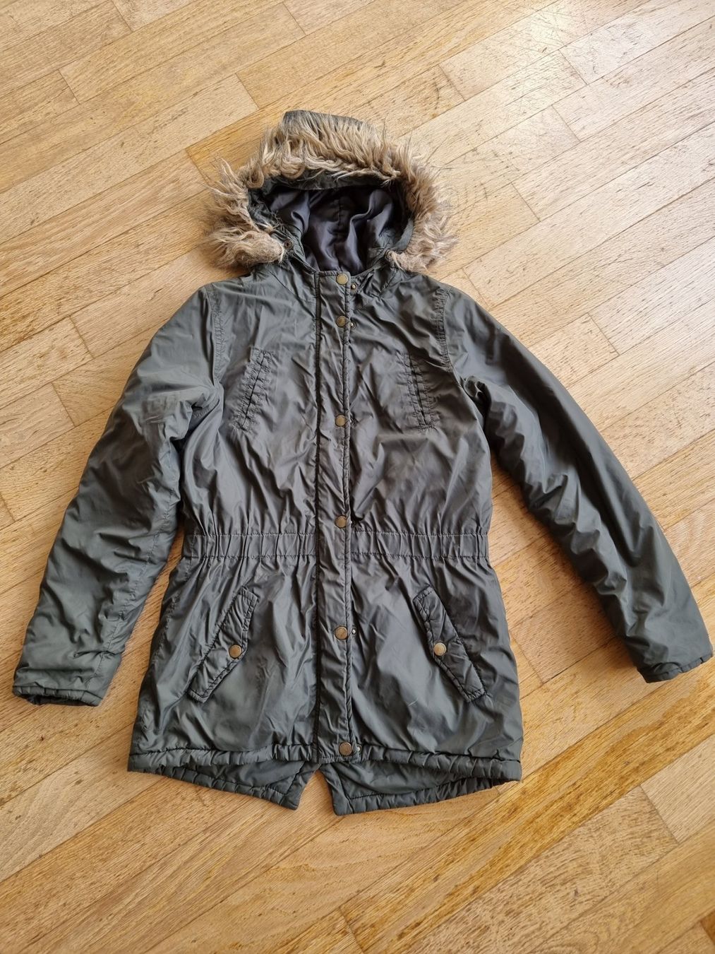 Giacche & Cappotti: Jacke olivegrün Grösse 152 – Usato da Buchrain venduto da Xaro01