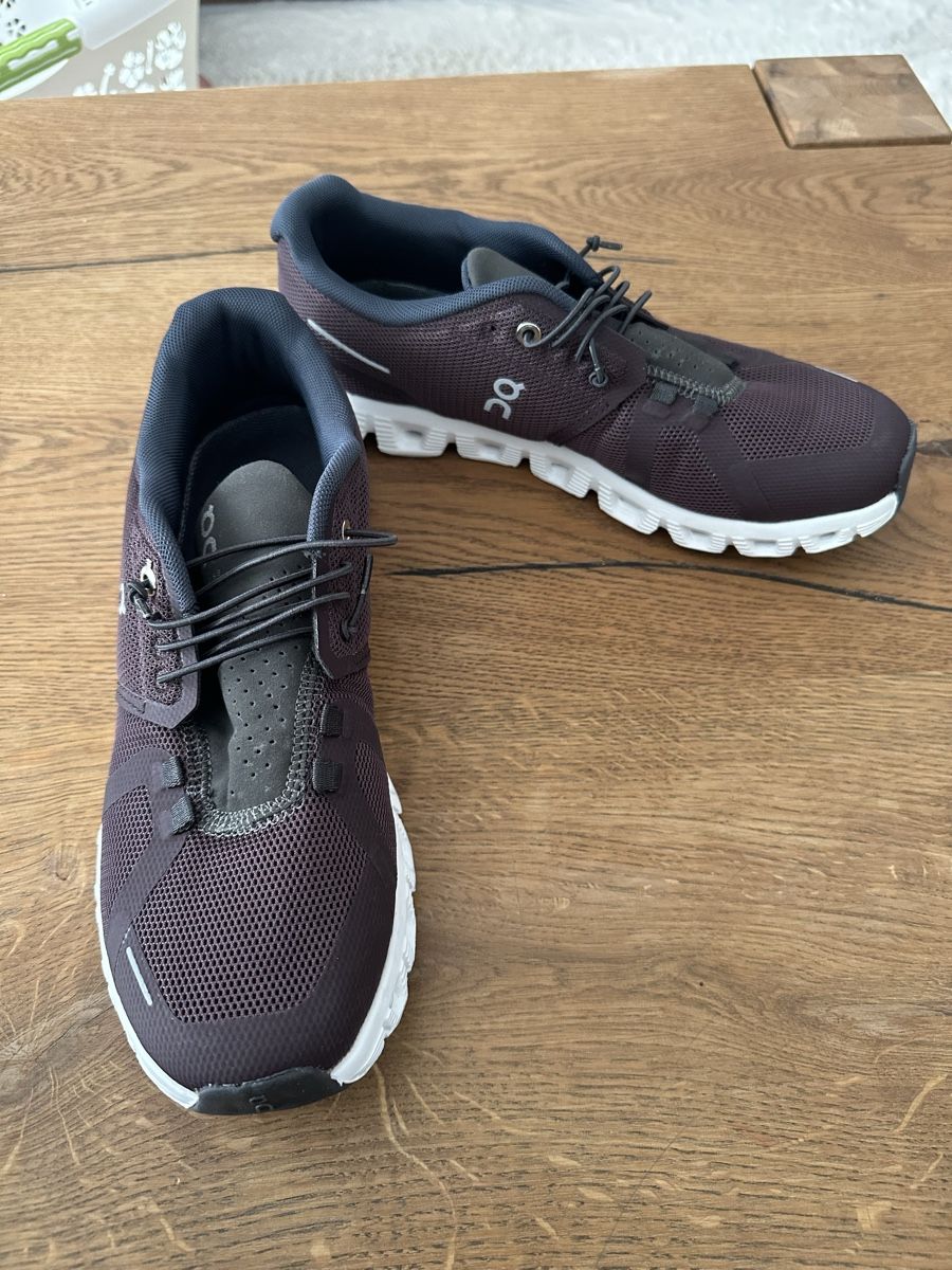 On Scarpe da uomo: ON Cloud Sneaker Gr. 40 NEU GRATIS VERSAND – Nuovo (secondo la descrizione) da Dietikon venduto da sal_zdn5 1