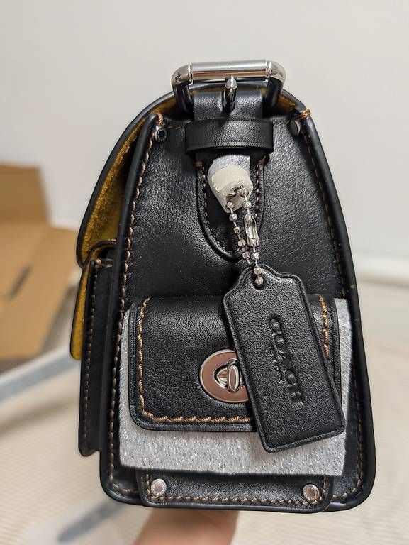 Coach Taschen: Coach Cargo Soft Tabby Schwarz  NEU mit Etikett – Neu und originalverpackt aus Wettswil von tke_xt9q 4