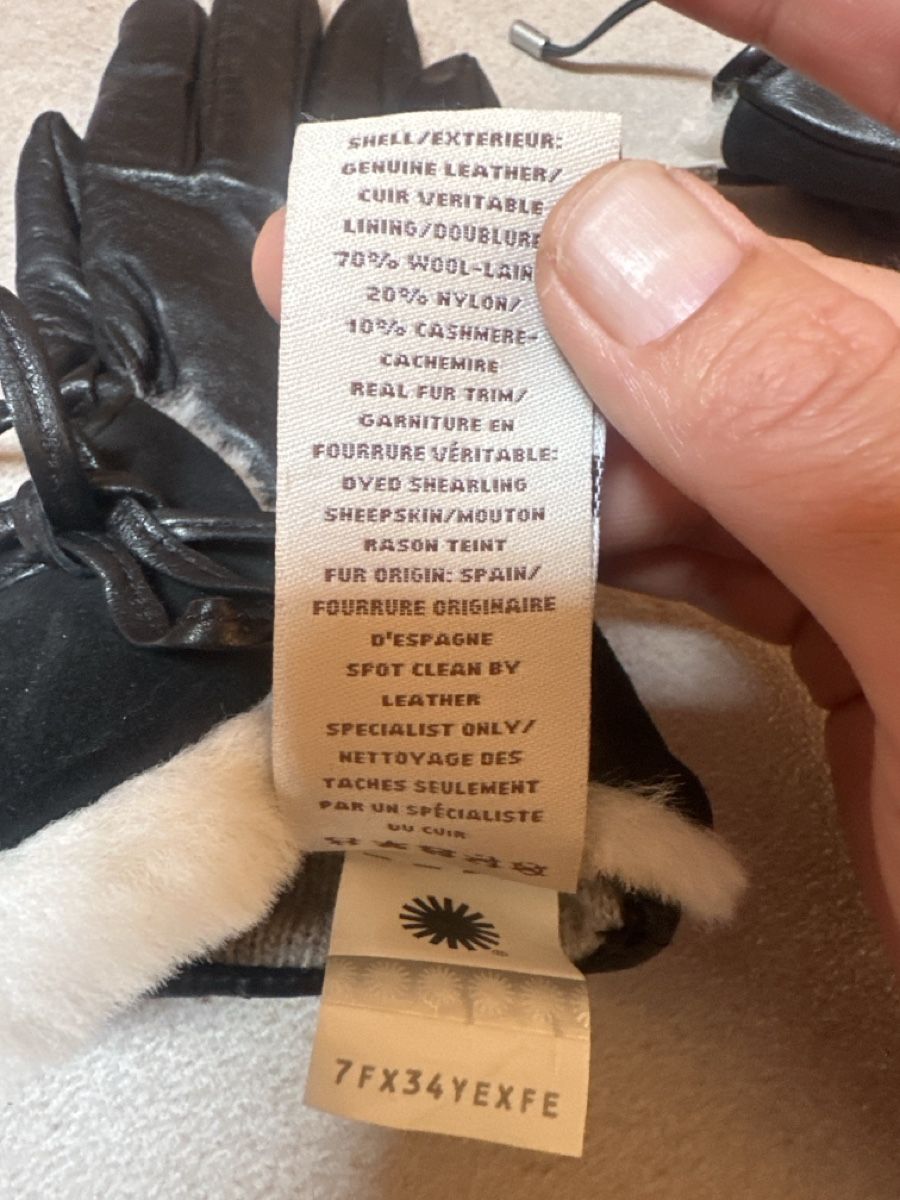 Ugg Guanti & manicotti: Ugg Winterhandschuhe aus Leder mit Wolle, Grösse S – Usato da Trimmis venduto da vai_9qzr 3