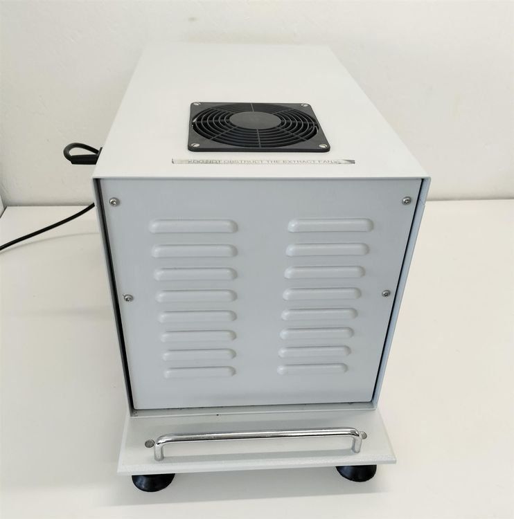 Accessori da laboratorio: Copley Vakuumpumpe HCP3 – Usato da Niederdorf venduto da LeptonAG_Labor 3