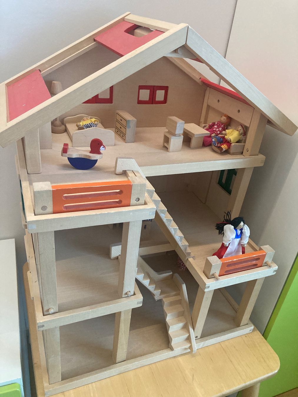 Case e mobili per bambole: Puppenhaus – Usato da Wallenwil venduto da anha2010