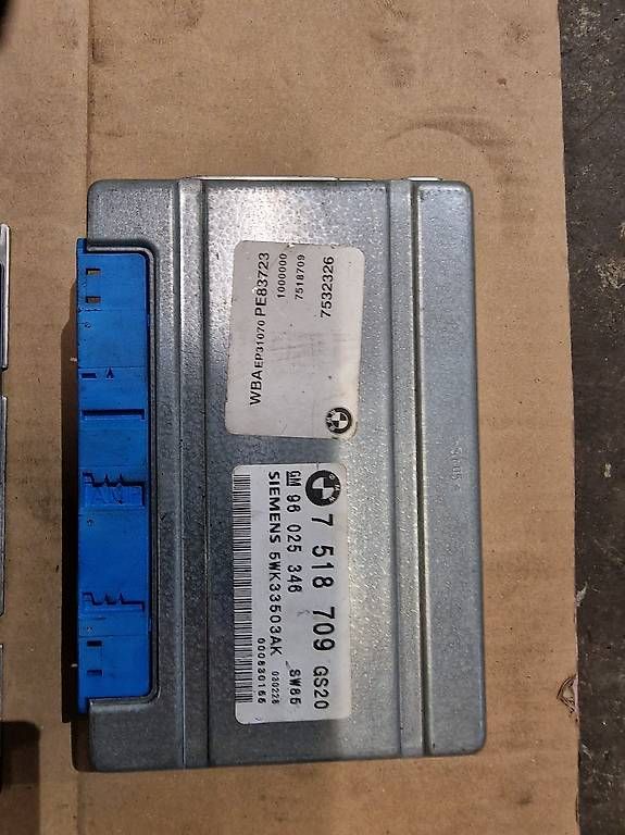 Tutti pezzi di ricambio auto: Bmw e46 Steuergeräte getribe automat  – Usato da Niedergösgen venduto da Zecinha 1