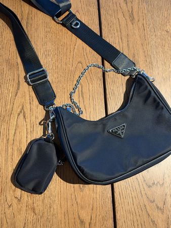 Schwarze Schultertasche neu