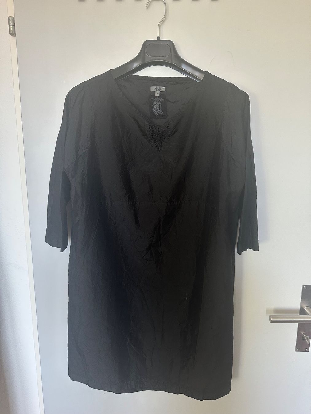 Nile Vestiti: La robe nile taille S met à porter M. – Usato da Biel/Bienne venduto da orange1