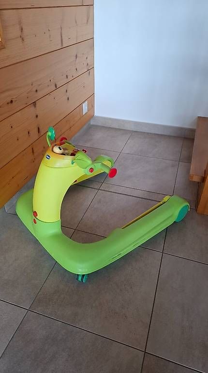 Veicoli per bambini: Trotteur Chicco evolutif – Usato da Arbaz venduto da kil_hng8