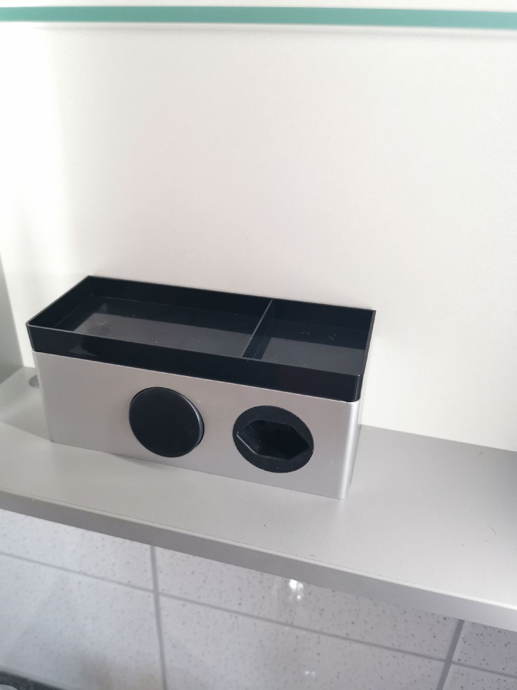 Mobili per bagno: Waschtisch mit Waschbecken  – Usato da Urswil venduto da Figugegu2 6