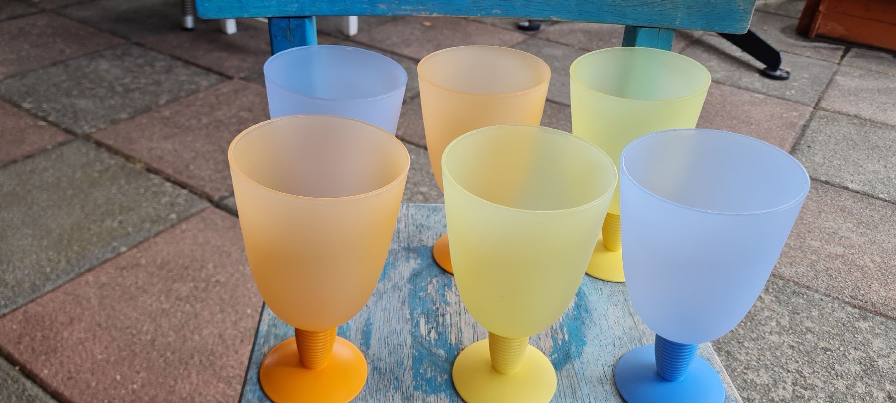 Tupperware Contenitori & Simili: Tupperware 6er Set Retro Dessertschalen/Eisbecher, – Nuovo (secondo la descrizione) da Münsingen venduto da Cuci31