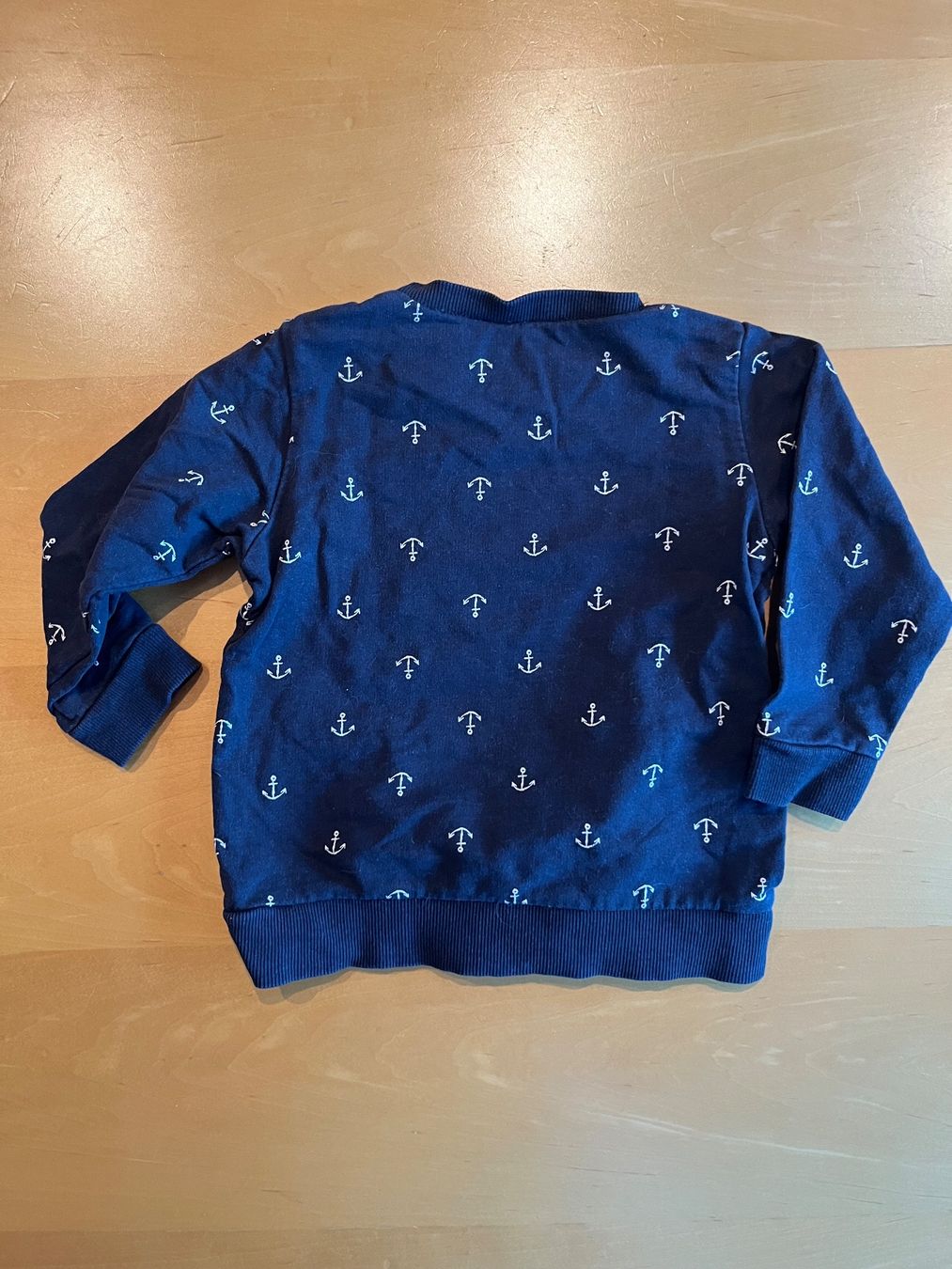 H&M Maglioni & Felpe: Kinder Pullover dunkelblau Grösse 80 Anker – Usato da Ziefen venduto da Madame1982 2