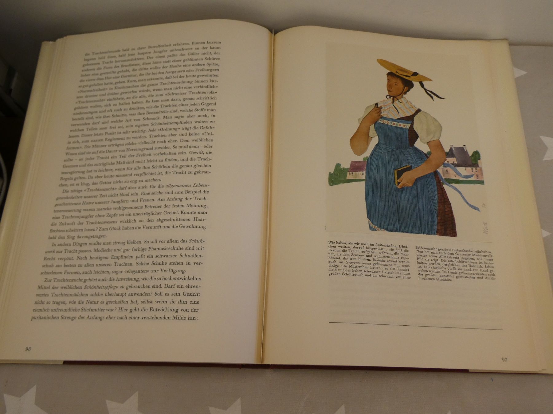 Libri: Buch: Schweizer Trachten Silva-Verlag – Usato da Rafz venduto da Powacaddy 4