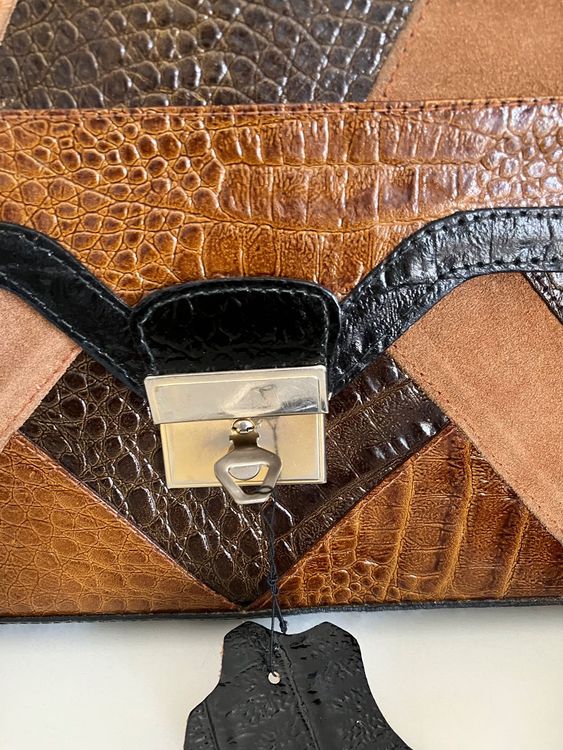 Sac FATY DIENG - en cuir, made in Sénégal - FORCE, ELEGANCE et CARRACTERE