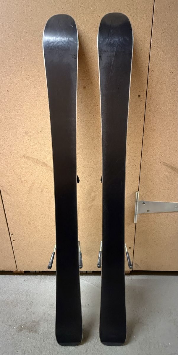 Head Skis: Kinder Ski HEAD 96cm – Gebraucht aus Oberwil (Dägerlen) von Handelsplattform 3