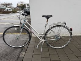 Damenfahrrad zum Aufbereiten!
