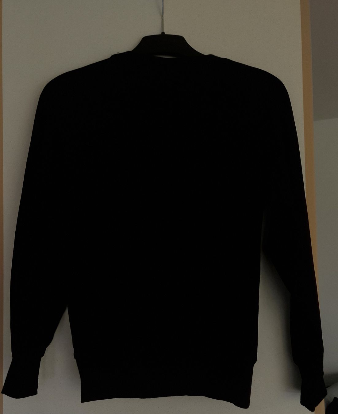 Pullover & Sweatshirts: Pull Boston noir taille S/M – Neu (gemäss Beschreibung) aus Versoix von aline_b 1