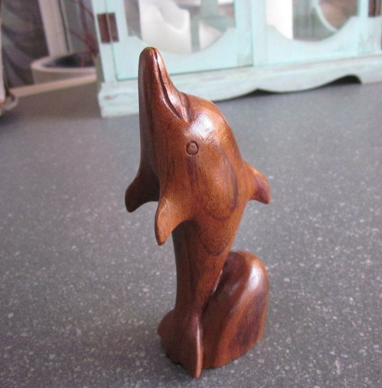 Figuren: Vintage Holzfigur Delfin, Höhe 14 cm – Gebraucht aus Bischofszell von raika