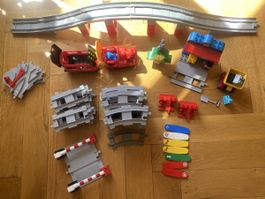 LEGO Duplo Eisenbahn mit Brücke und Zubehör