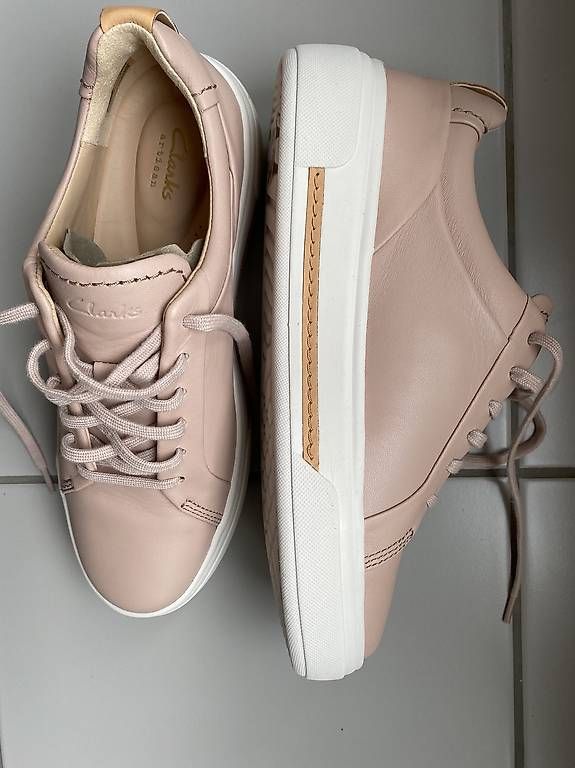 Damenschuhe: Leder-Sneaker Clark Gr. 39 – Gebraucht aus Düdingen von Susgi 1
