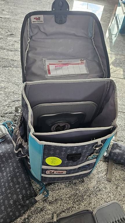 Borse & Zaini: Schultheke mit Turnsack und Etui's – Usato da Oberkirch LU venduto da chroeschi79 1