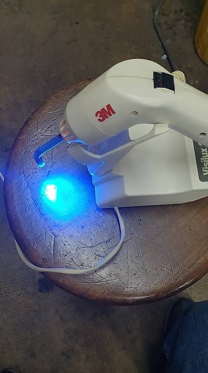 Lampen: Lampe uv à polymériser – Gebraucht aus Le Locle von Tontonjc 1