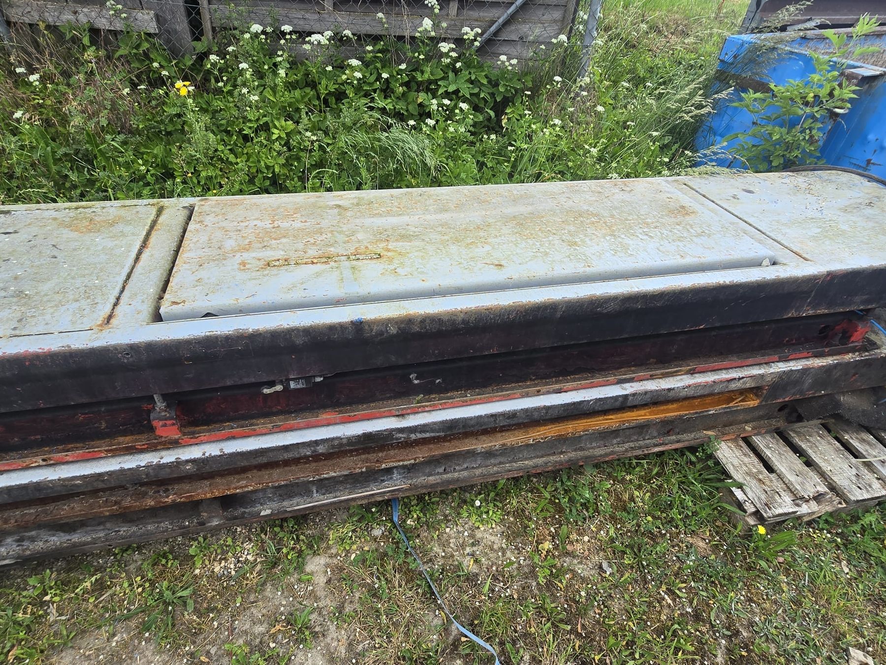 Piattaforme elevatrici & Crick: Scherenlift – Usato da Müllheim Dorf venduto da nokian70 1