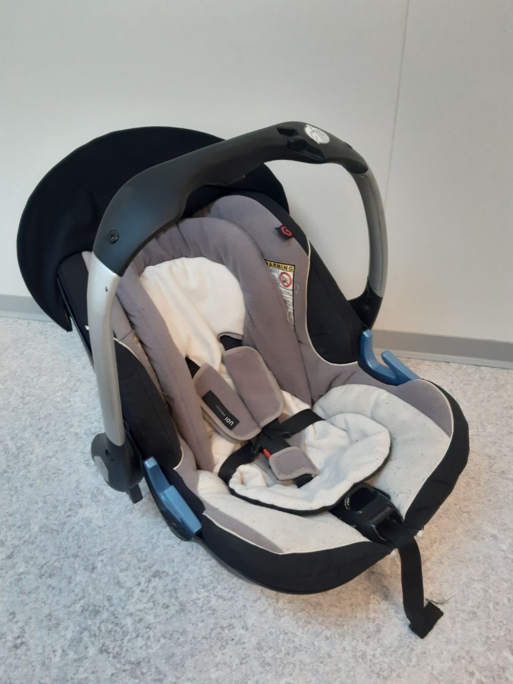 Concord Sièges auto: Kindersitz Babyschale Concord Ion – D'occasion à Giffers par attila07